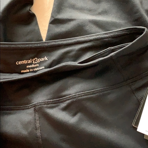 Central Park ACTIVE WEAR - Picture 8 of 8